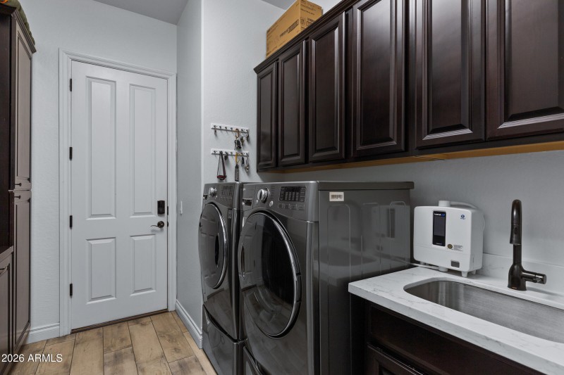 2923 E Fruitvale Ave-69