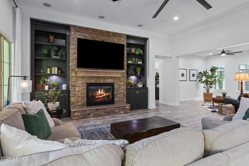 2923 E Fruitvale Ave-27