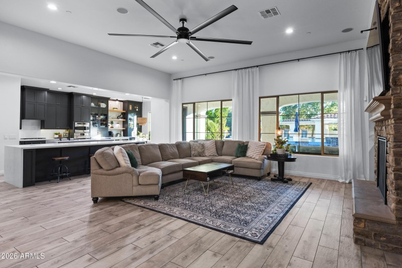 2923 E Fruitvale Ave-29