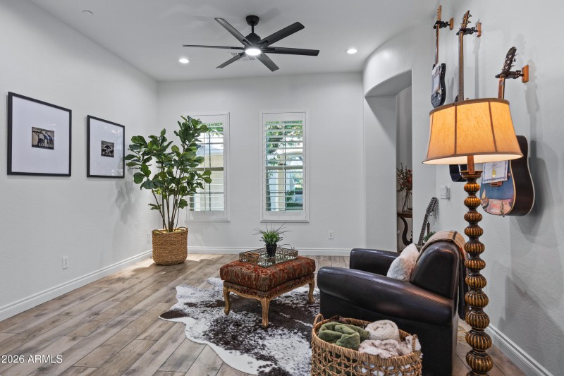 2923 E Fruitvale Ave-31