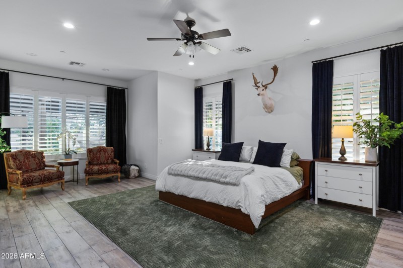 2923 E Fruitvale Ave-49