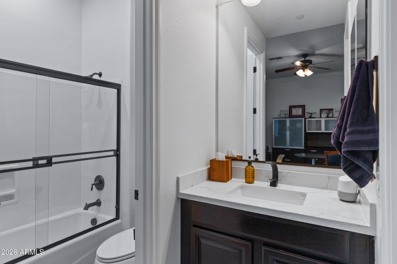 2923 E Fruitvale Ave-19