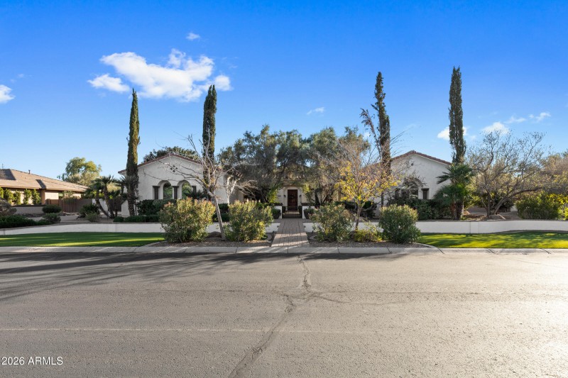 2923 E Fruitvale Ave-1