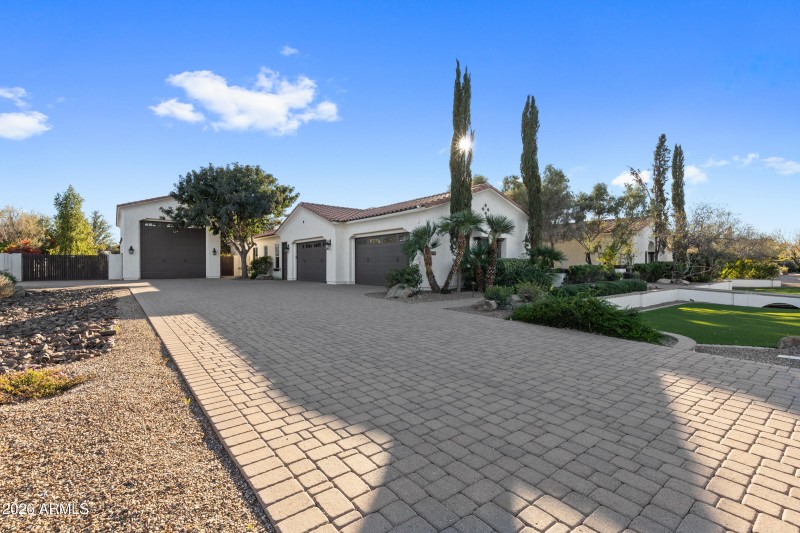 2923 E Fruitvale Ave-3