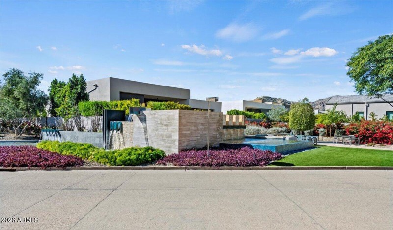 63-6982 E Joshua Tree Ln 62