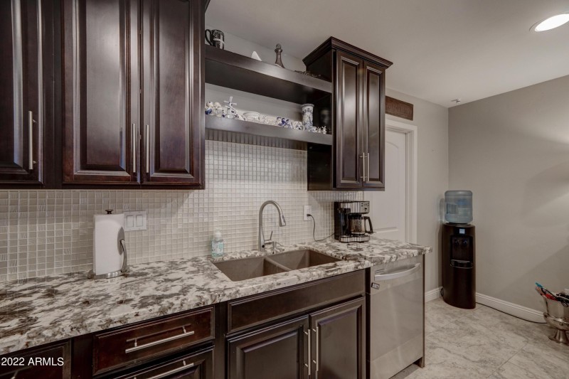 01C807AA-326E-44CC-BC43-F9B07BF31B2B