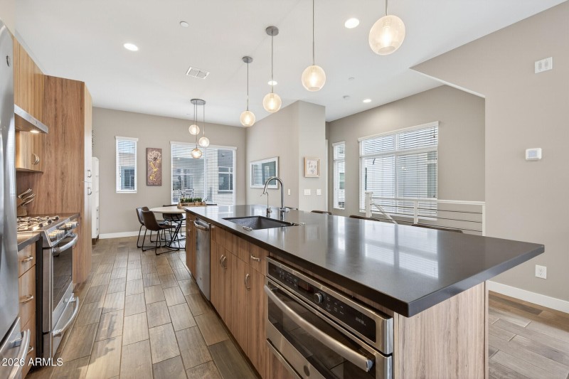 25_1717_E_Morten_Ave_Unit_3825_mls