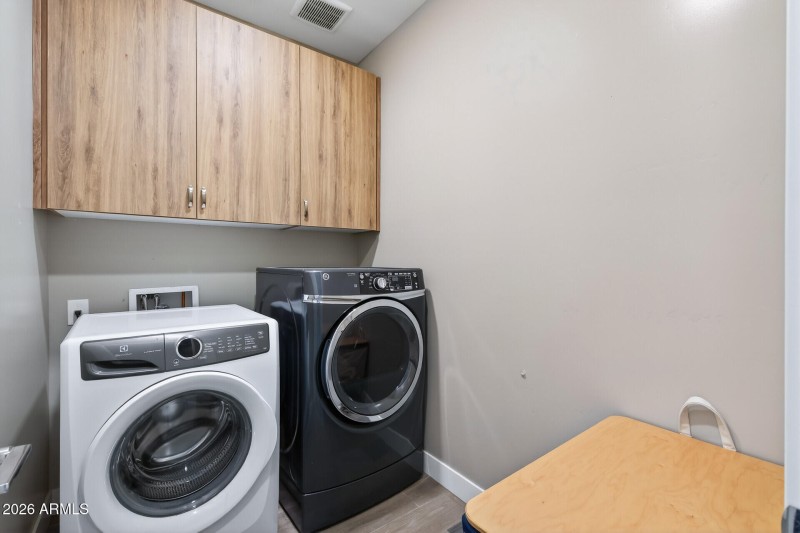 40_1717_E_Morten_Ave_Unit_3840_mls