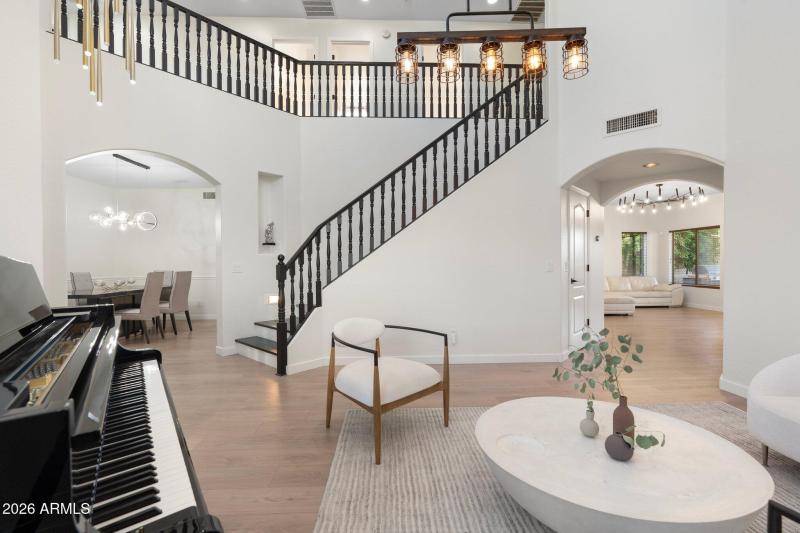 88-web-or-mls-DSC07842 copy (1)