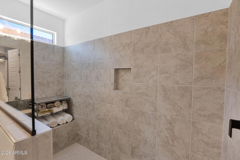 39-web-or-mls-P1459543