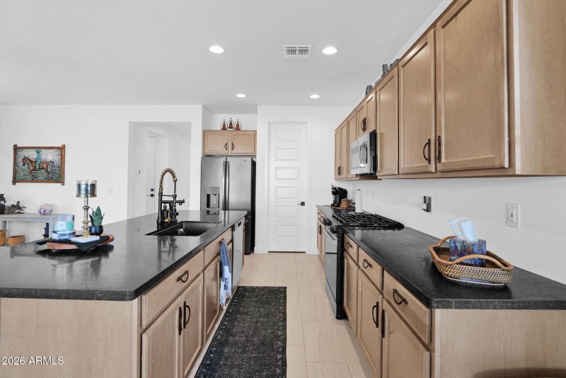 28-web-or-mls-P1459513