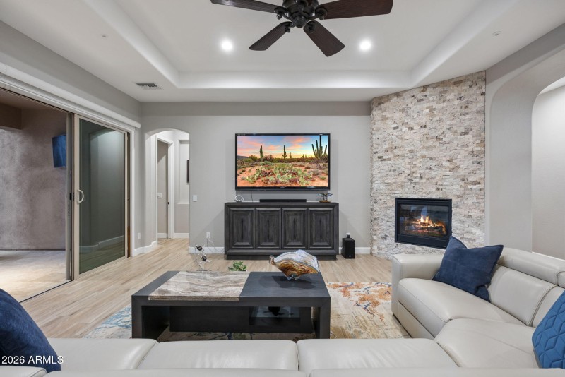 7-web-or-mls-DSCF2434