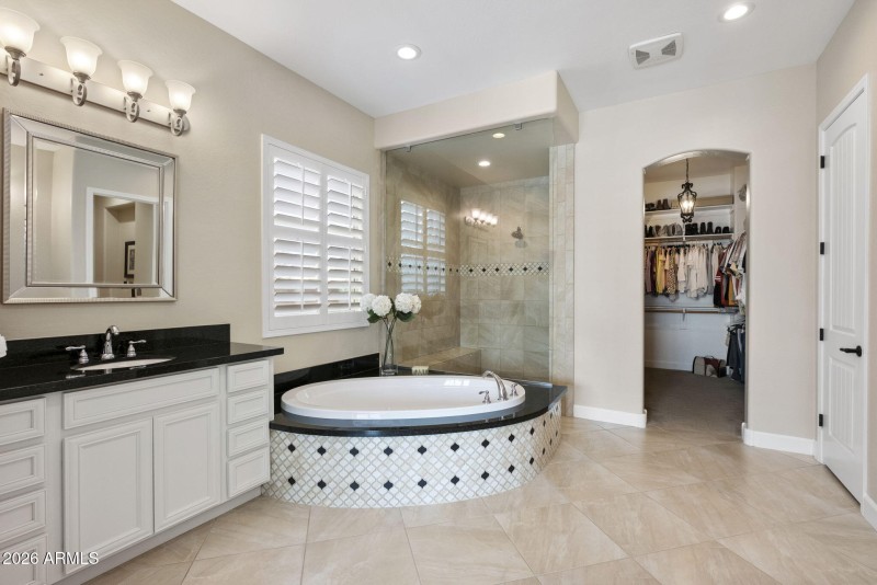 24-web-or-mls-DSCF2275