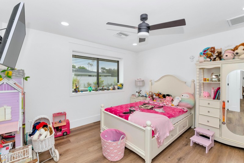 5714 E Lafayette Blvd-print-038-113-TOD4