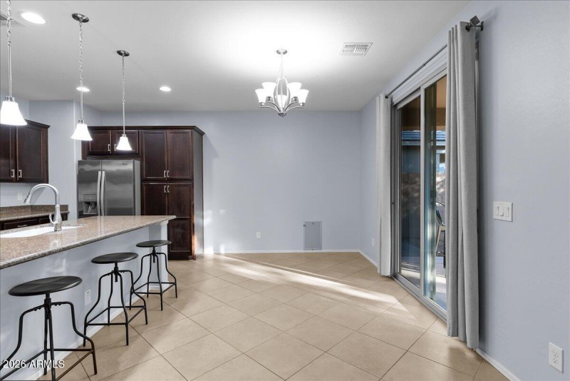 09-DesertSkyREM - 12055 W Tether Trl-08