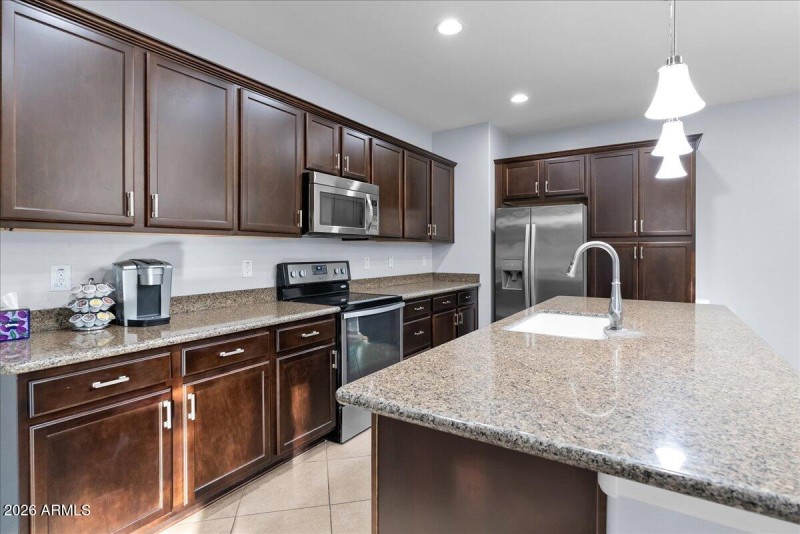 06-DesertSkyREM - 12055 W Tether Trl-06