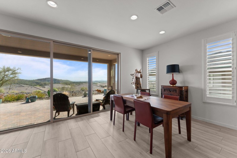 Rolling wall of glass