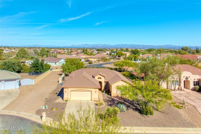 2621 Knollridge Drive-062002