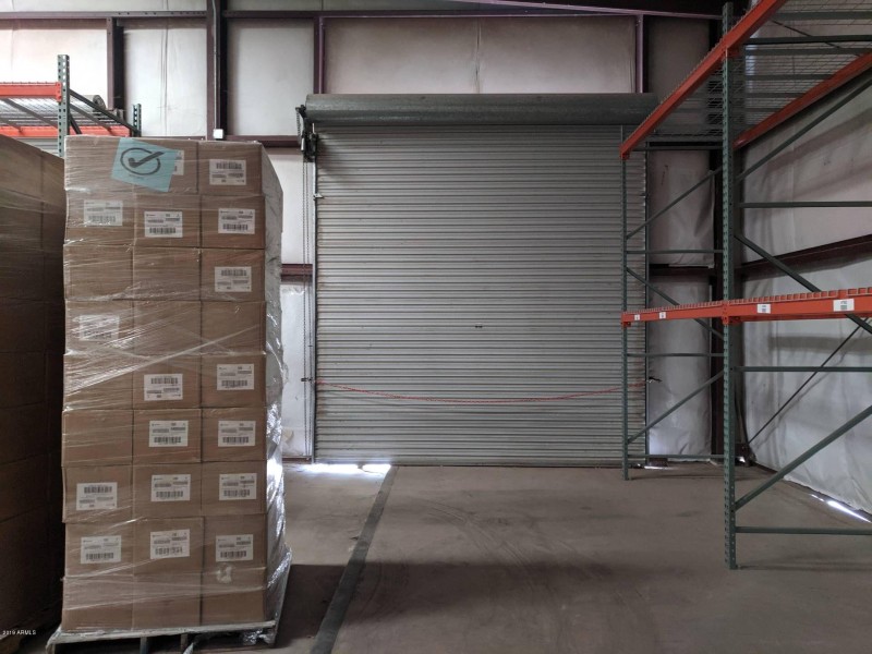 Warehouse another bay