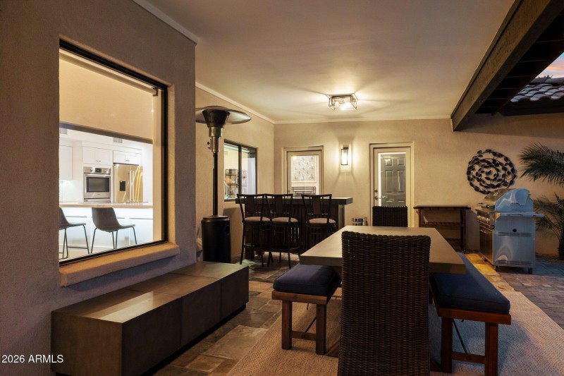 68-web-or-mls-10636-e-desert-cove-ave