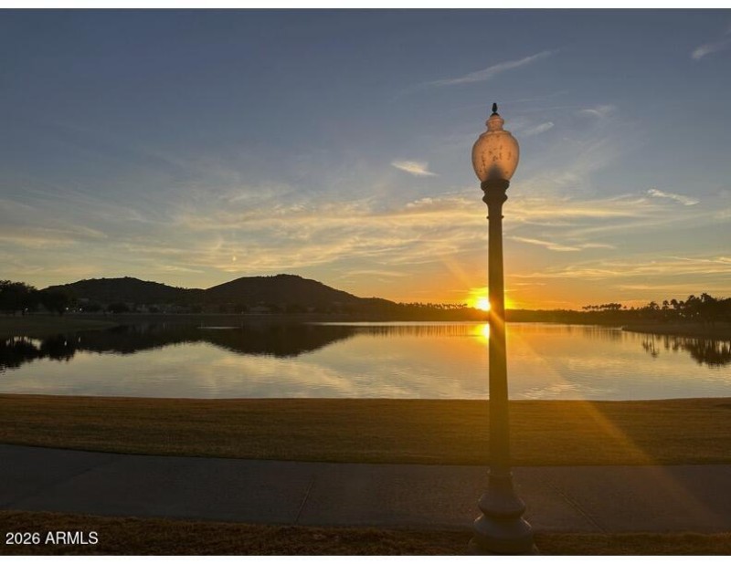 Evening stroll around north and south la