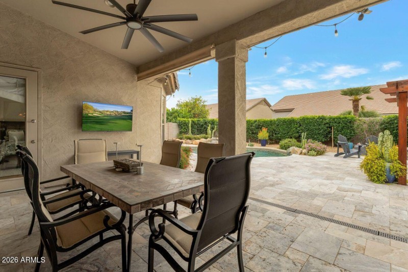 Patio dining & entertainment.