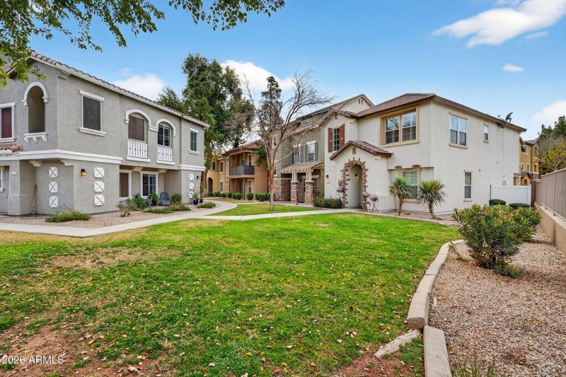 6-web-or-mls-17- E Neville Ave