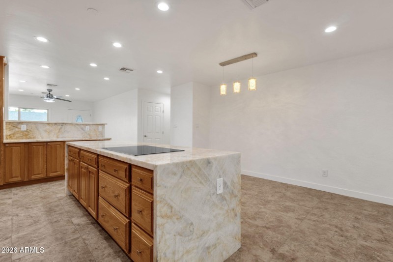 13-web-or-mls-3009-e-corrine-dr