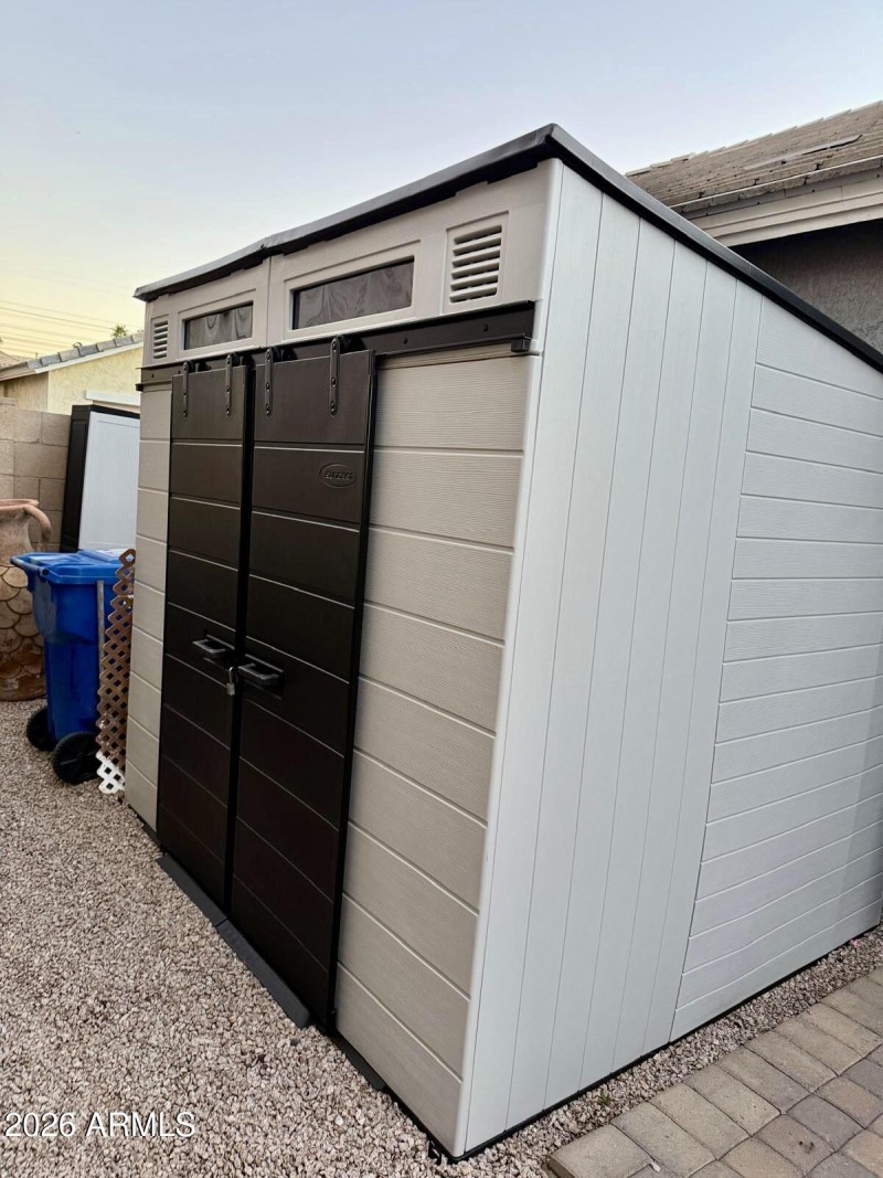 d10b45df-083c-4c9d-91a7-3249579c83e3