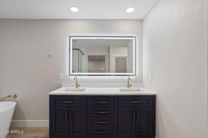 Dual Vanity Spa Bathroom