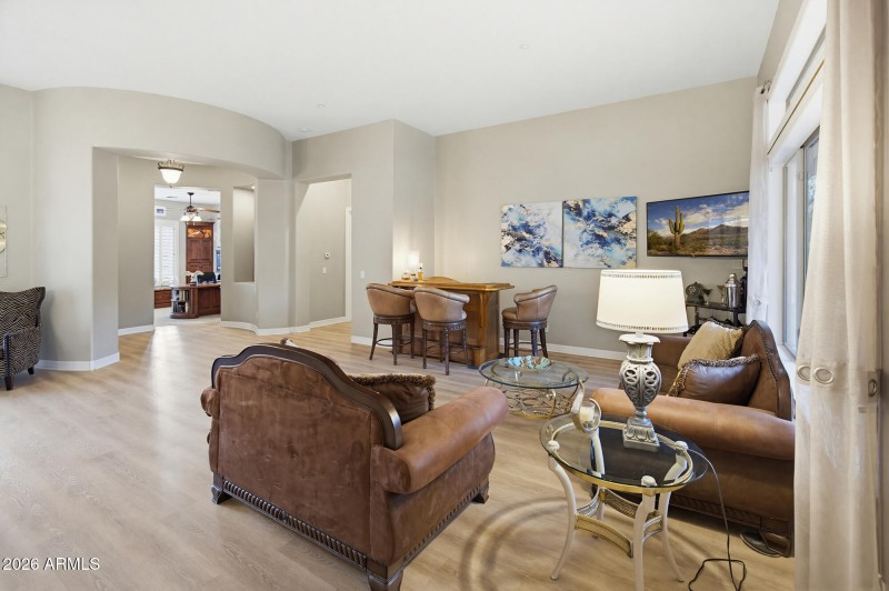 1813 W Camargo Ct-15