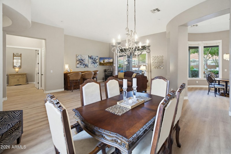 1813 W Camargo Ct-17