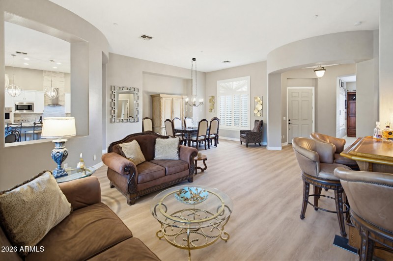 1813 W Camargo Ct-21