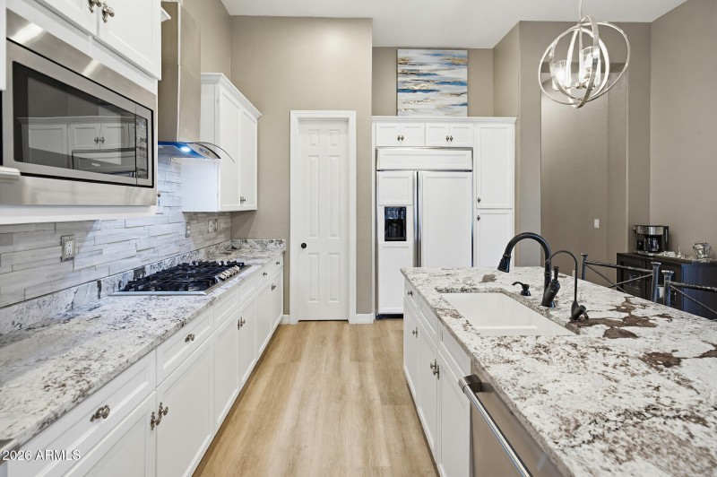 1813 W Camargo Ct-36