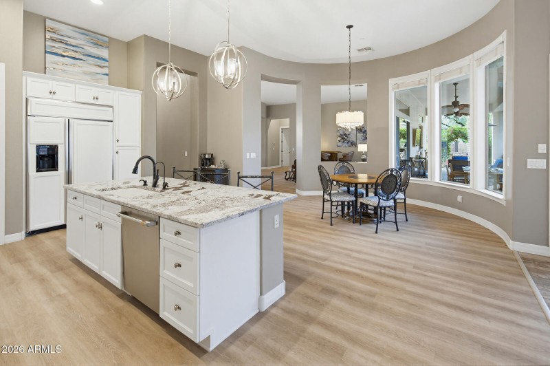 1813 W Camargo Ct-39