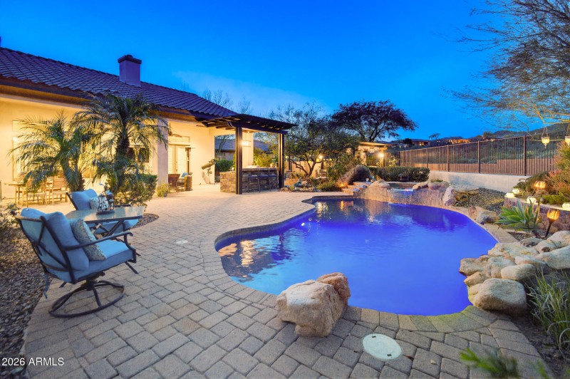 1813 W Camargo Ct-88