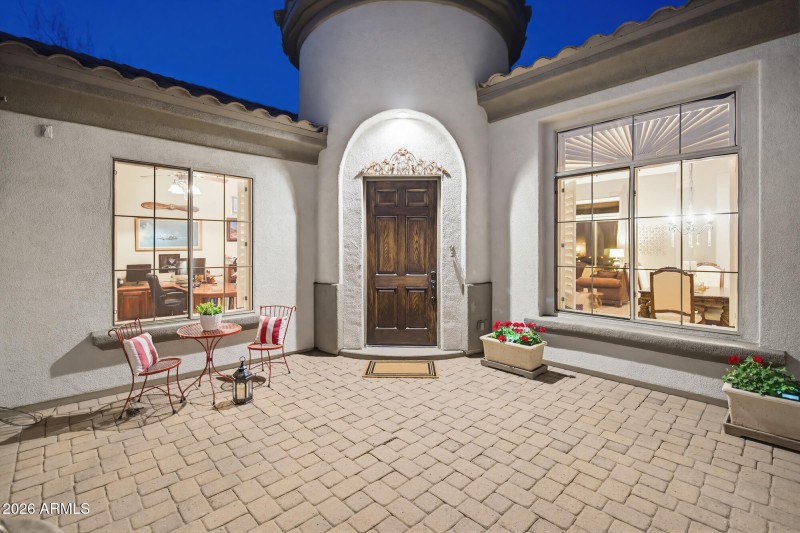 1813 W Camargo Ct-110