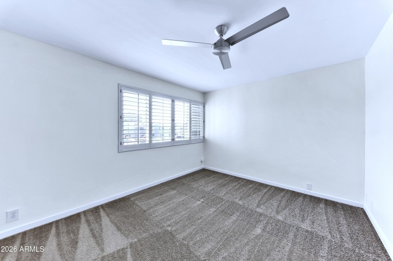 15 4600 N 68th St 342_18