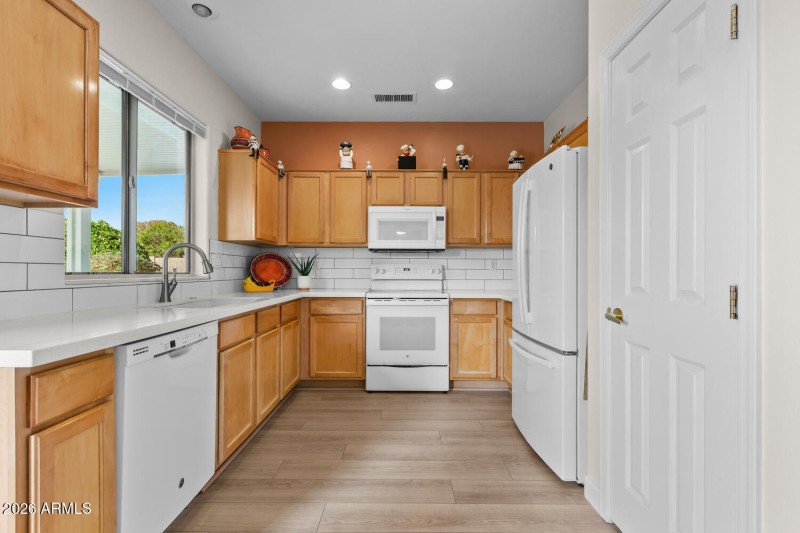 N Summerbreeze Way Surprise-014-038-1500