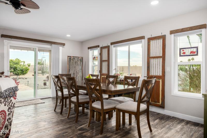 6974d8_13 - Wild Horse