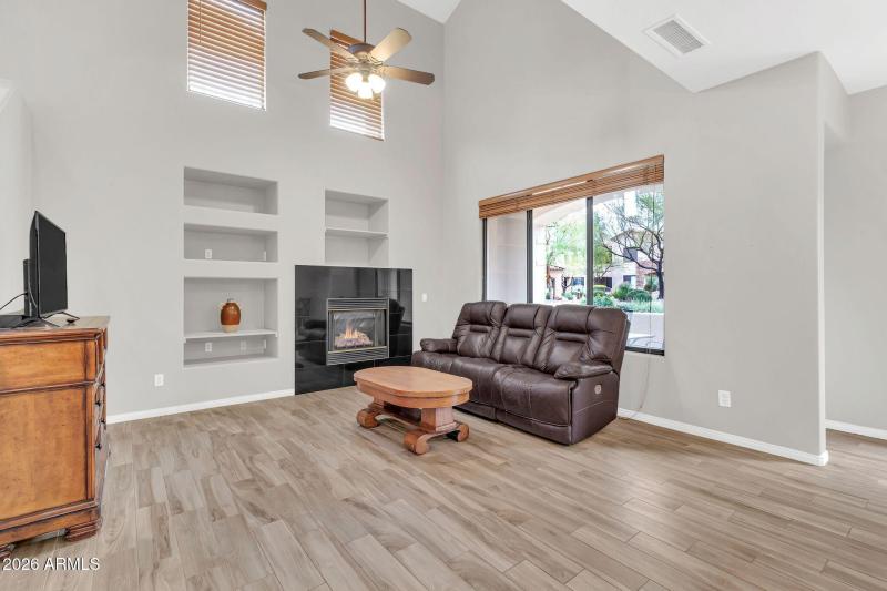 7445 E Eagle Crest Dr 1108-10