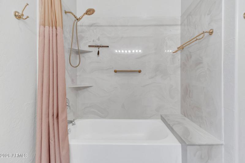 7445 E Eagle Crest Dr 1108-20