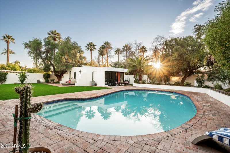 Guest house overlooking pool