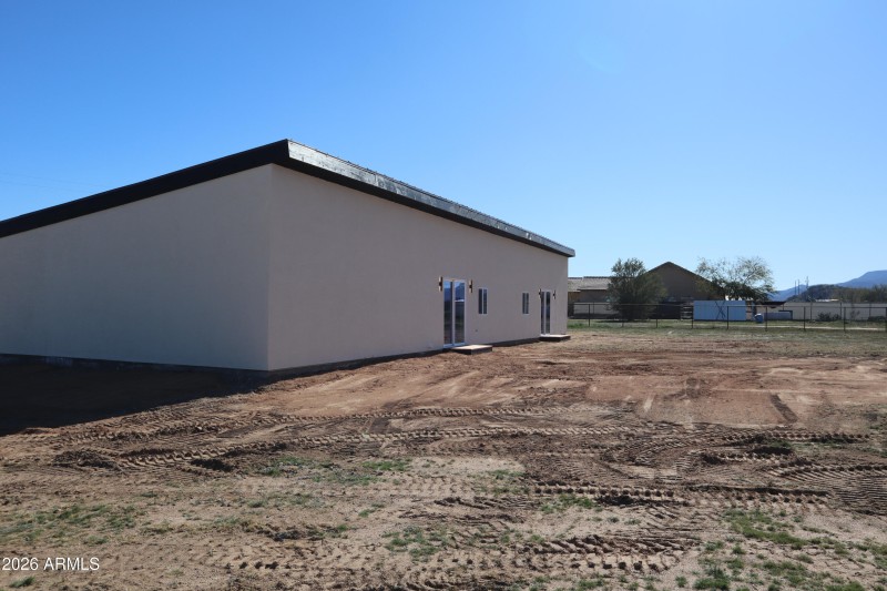 4) 66810-69679f3754f77