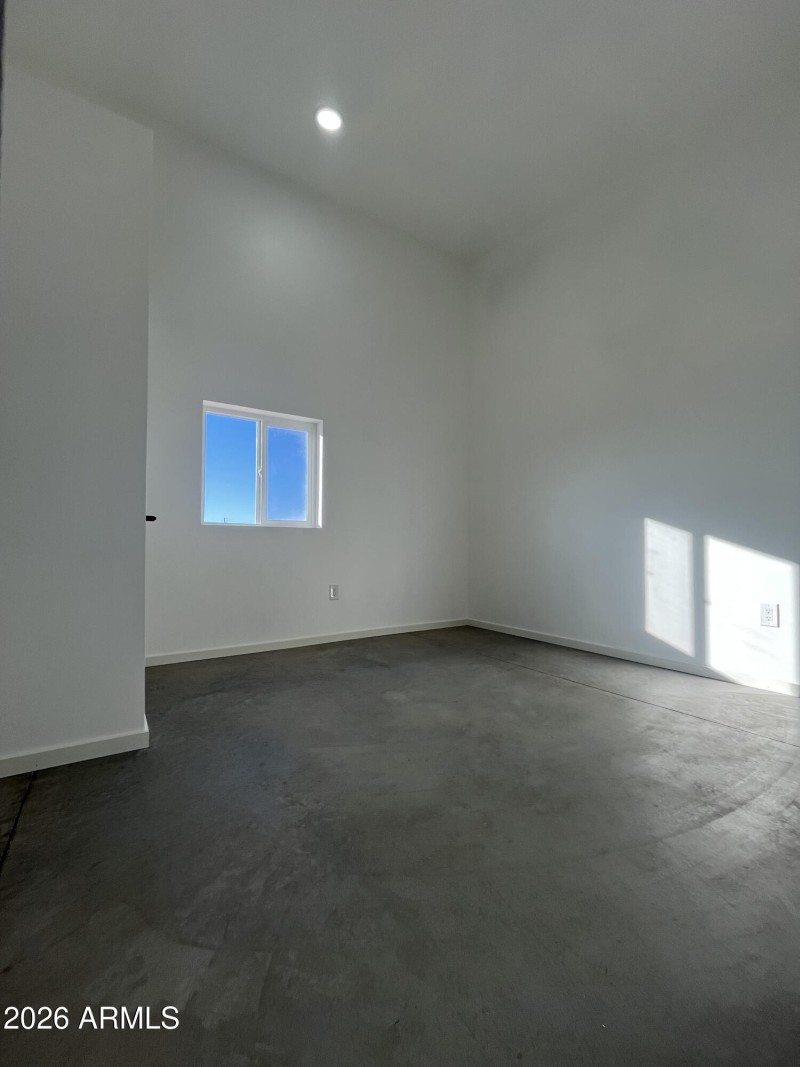 13) 66810-69679f8bd1396