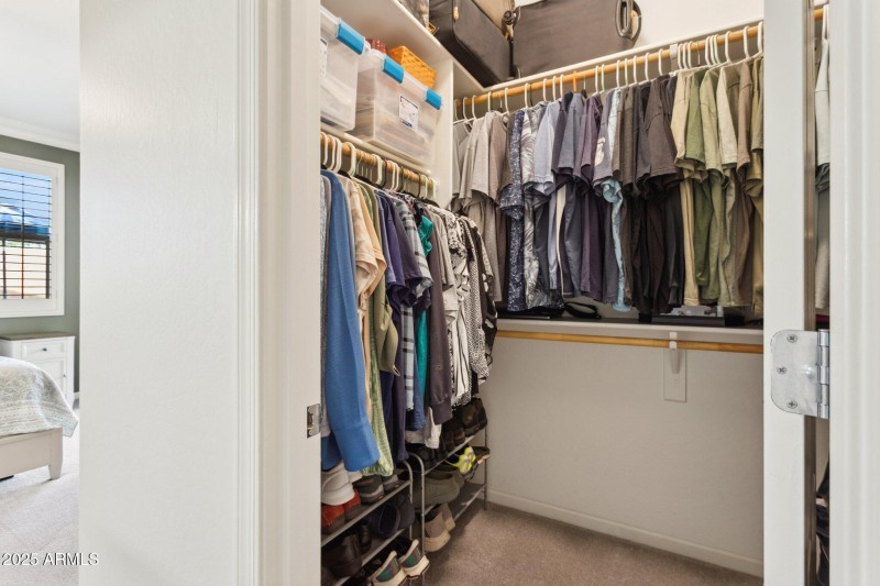 Walk-in Closet
