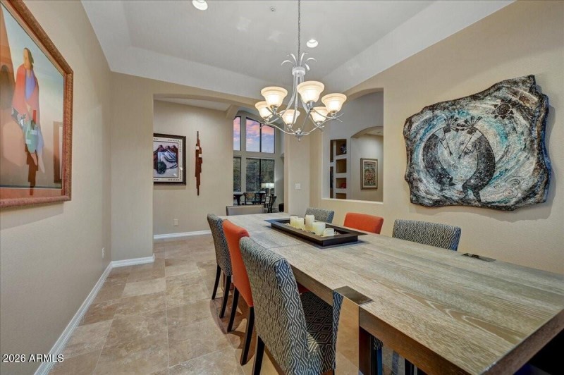 004_11Dining Sitting