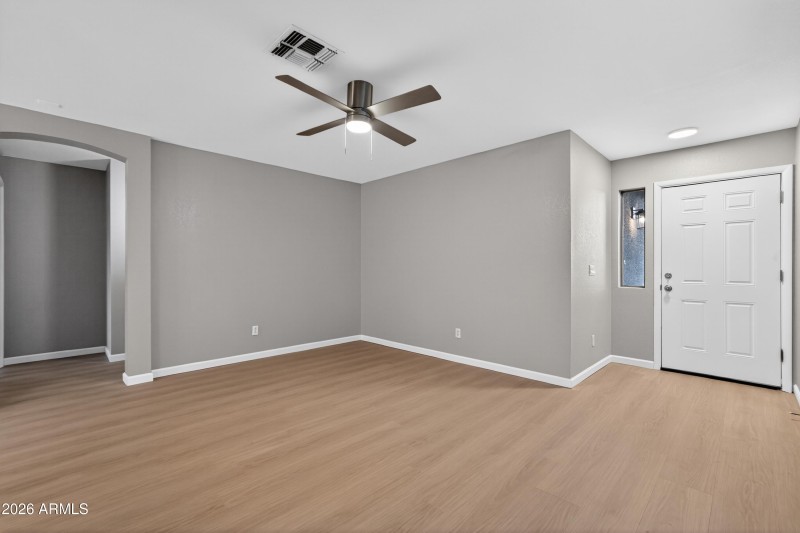 14) 67043-69758748c45b3