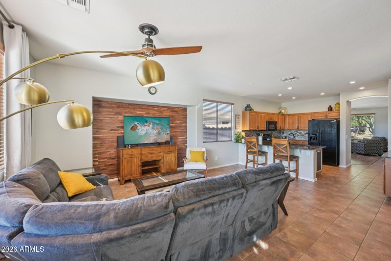 10-web-or-mls-S 175th Ave-S2001-010