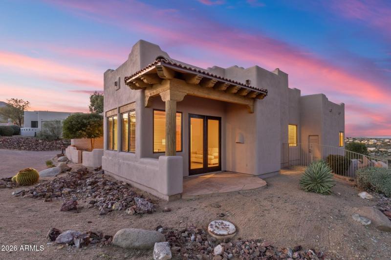 086_Office Private Entry Twilight